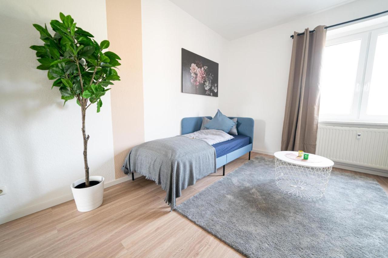 Fullhouse - Zwickau - R85 Apartments - Parking - 3 Beds - Nespresso Exteriör bild