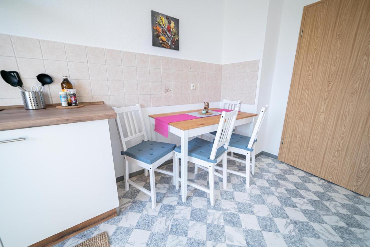 Fullhouse - Zwickau - R85 Apartments - Parking - 3 Beds - Nespresso Exteriör bild