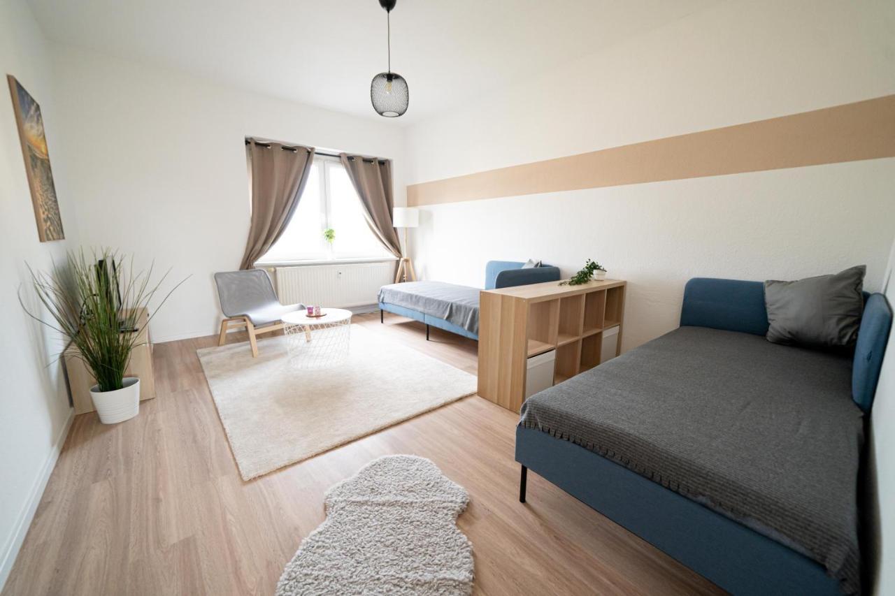 Fullhouse - Zwickau - R85 Apartments - Parking - 3 Beds - Nespresso Exteriör bild